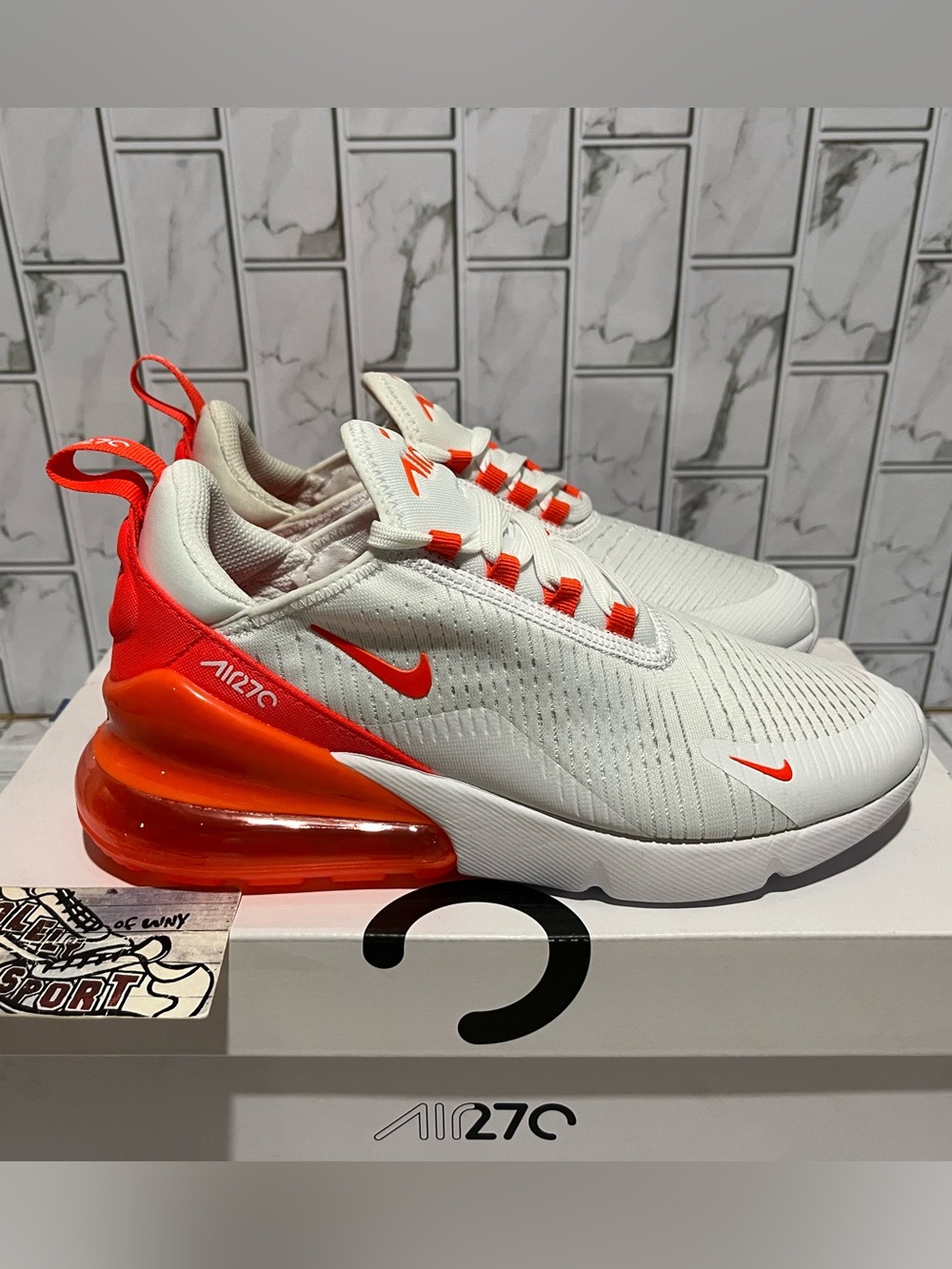 New Nike Air Max 270 White Bright Crimson Gym Training Running Shoes Womens 7.5